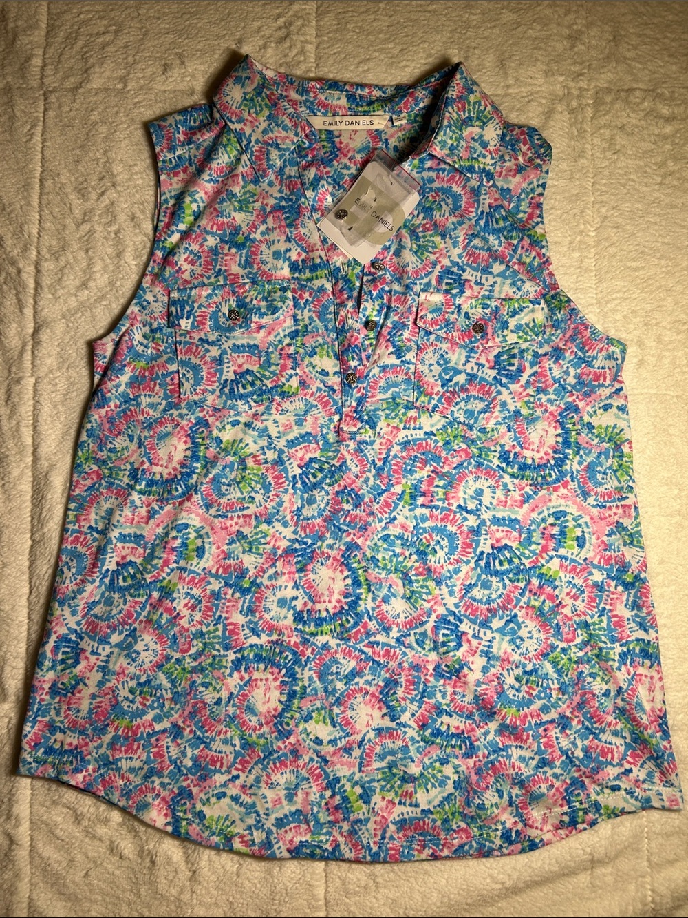 NWT Emily Daniels Sleeveless Multicolor Printed Blouse